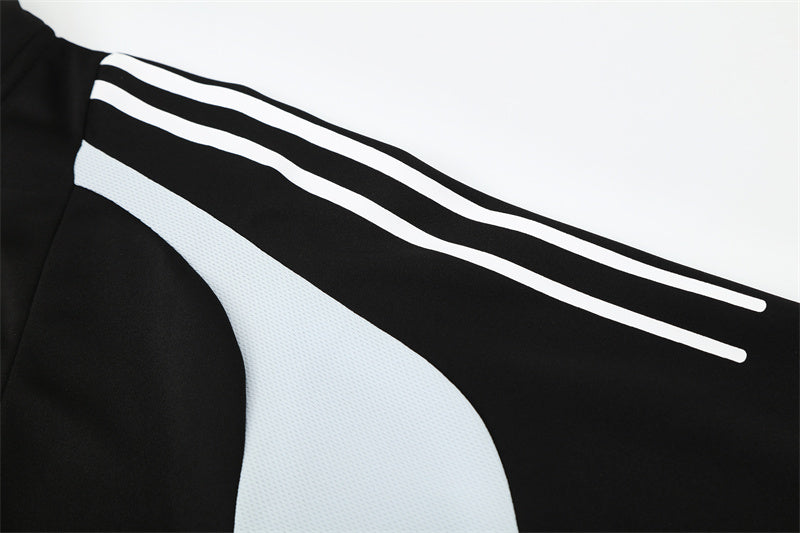 Maillot d'entraînement rétro à manches longues Real Madrid 04/05