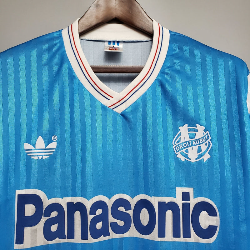Rétro 1990 Olympique de Marseille à l'extérieur