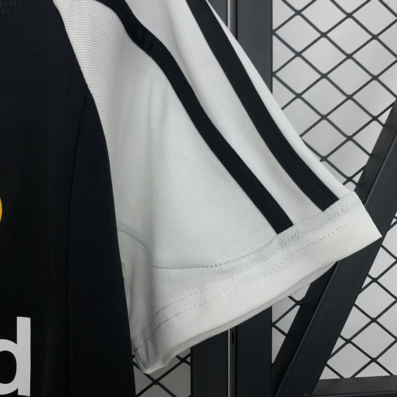 Maillot Retro Real Madrid Away 01/02