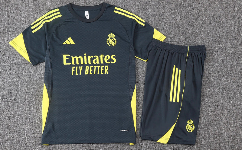 Maillot et short d'entraînement Real Madrid 25/26