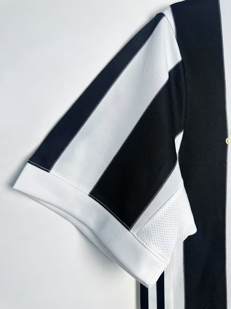 Maillot Juventus Retro Home 17/18