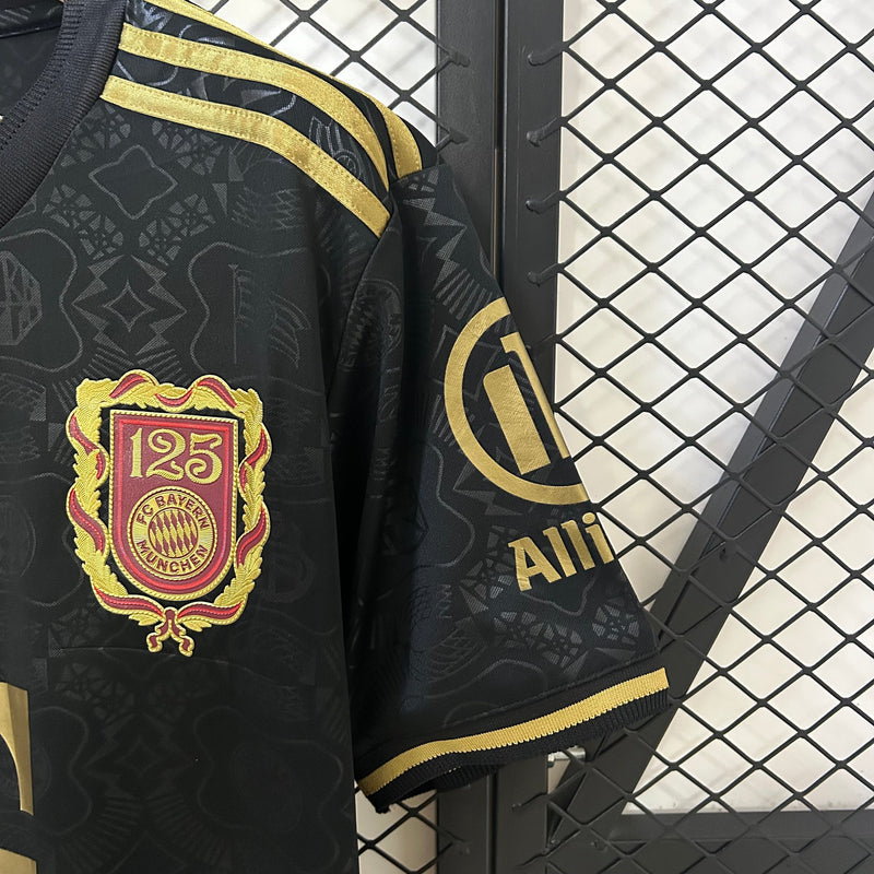 Maillot Bayern Munich Édition spéciale 125e anniversaire