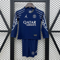Maillot à manches longues et short PSG Jordan Fourth 24/25 pour enfant