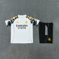 T-shirt et short Real Madrid Marvel Enfant 25/26