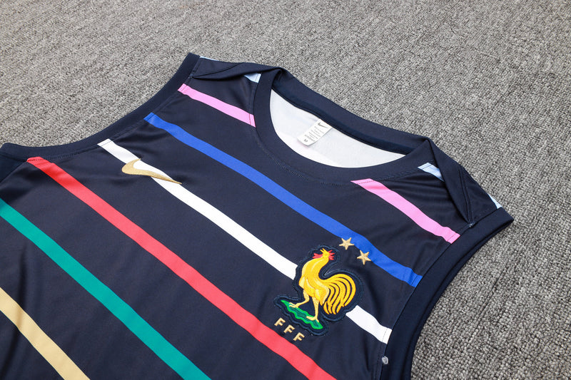 Maillot et short d'entraînement France 24/25