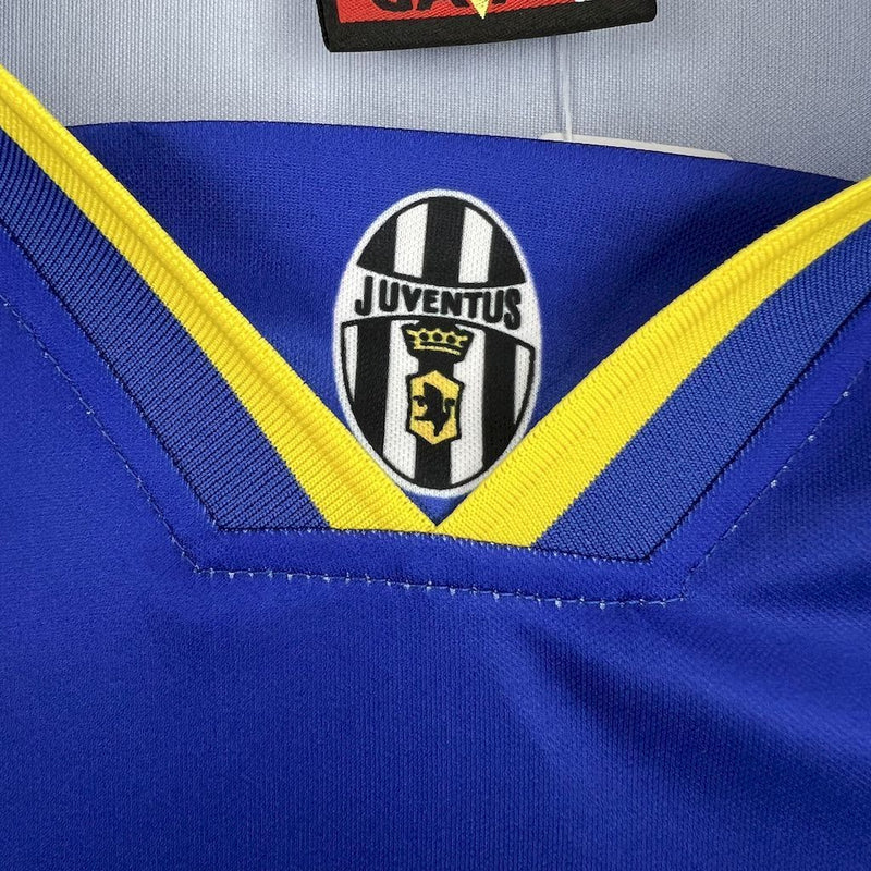 Maillot rétro Juventus Away 95/96 - manches longues