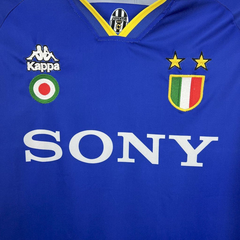 Maillot rétro Juventus Away 95/96 - manches longues
