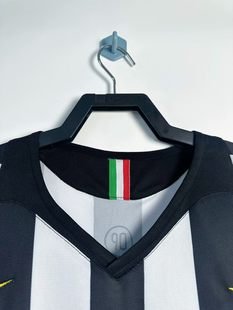 Maillot Juventus Retro Home 05/06