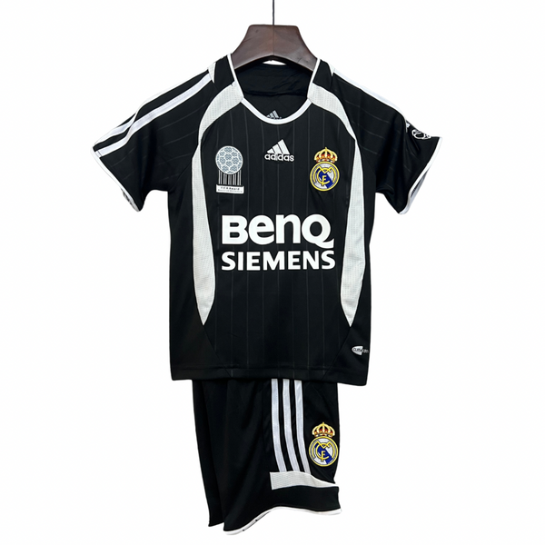 T-shirt et Short Enfant Retro Real Madrid Away 06/07