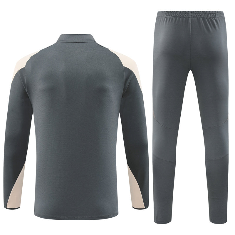 Ensemble Survêtement de Football Enfant Real Madrid 24/25