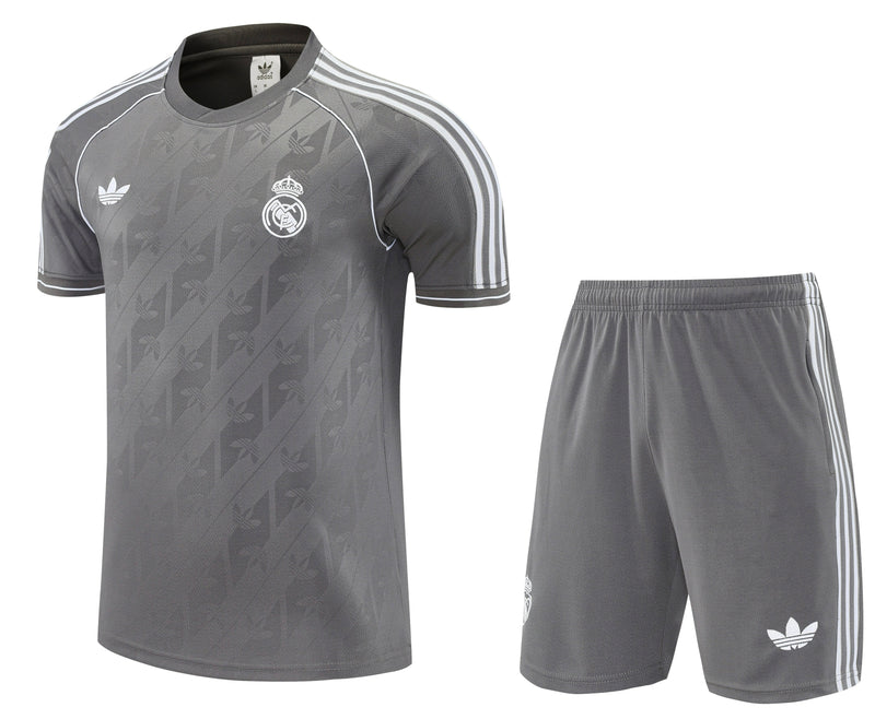 Maillot et short d'entraînement Real Madrid 25/26