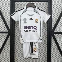 T-shirt et Short Enfant Retro Real Madrid Home 06/07
