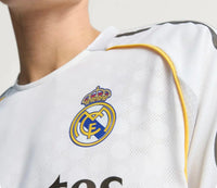 Maillot Real Madrid Home 25/26 version joueur