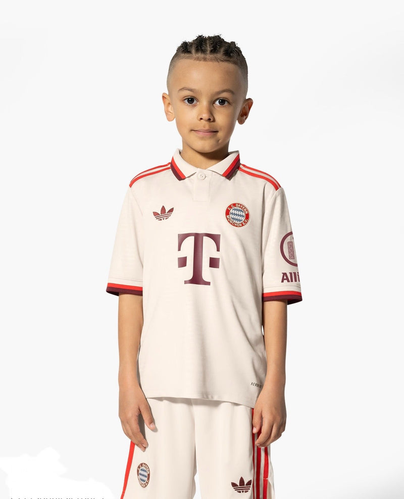 T-shirt et Short Bayern Munich Third pour Enfant 24/25