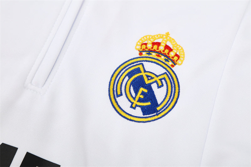 Maillot d'entraînement rétro à manches longues Real Madrid 04/05