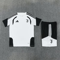 Maillot et short d'entraînement Juventus 26/27