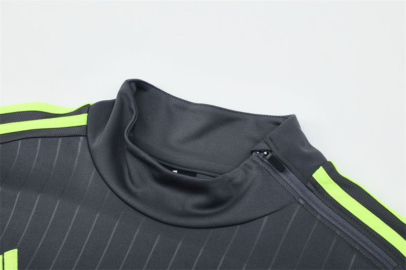 Maillot d'entraînement rétro à manches longues Real Madrid 15/16