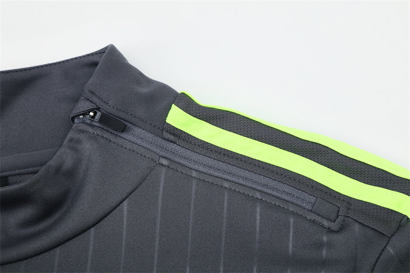 Maillot d'entraînement rétro à manches longues Real Madrid 15/16