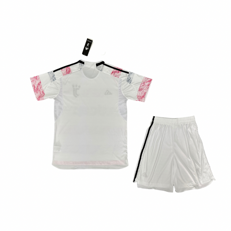 T-shirt et short pour enfants de la Juventus Away 23/24